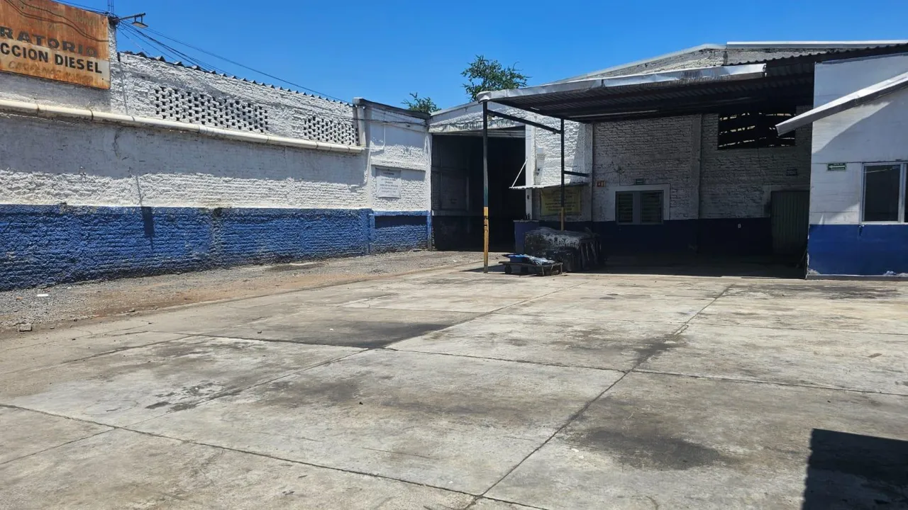 Foto 5 de Bodega Industrial en Calz. Lázaro Cárdenas 540, Hacienda de Vidrio, San Pedro Tlaquepaque, Jalisco.