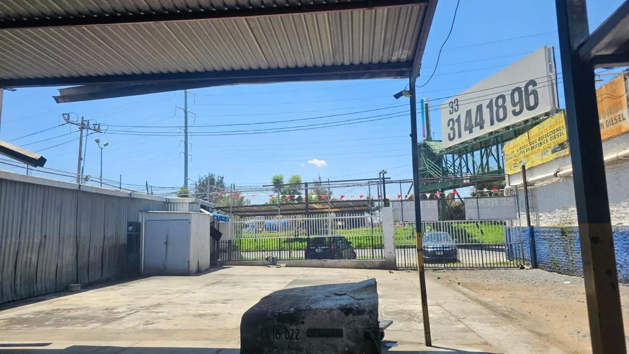 Foto 9 de Bodega Industrial en Calz. Lázaro Cárdenas 540, Hacienda de Vidrio, San Pedro Tlaquepaque, Jalisco.