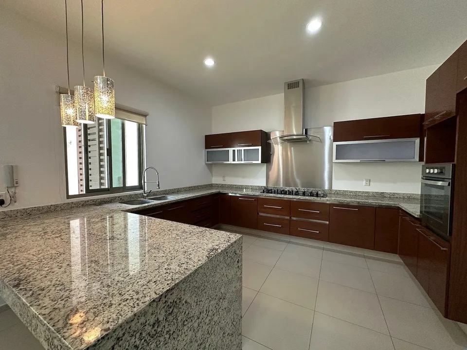 Foto 3 de Casa en renta en Condominio Los Almendros, Zapopan