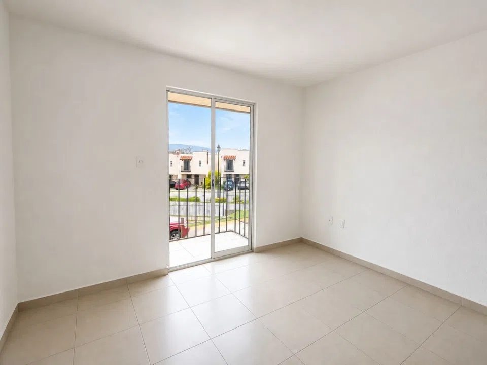 Foto 4 de Casa en venta en Coto Altadena, Alta California, Tlajomulco