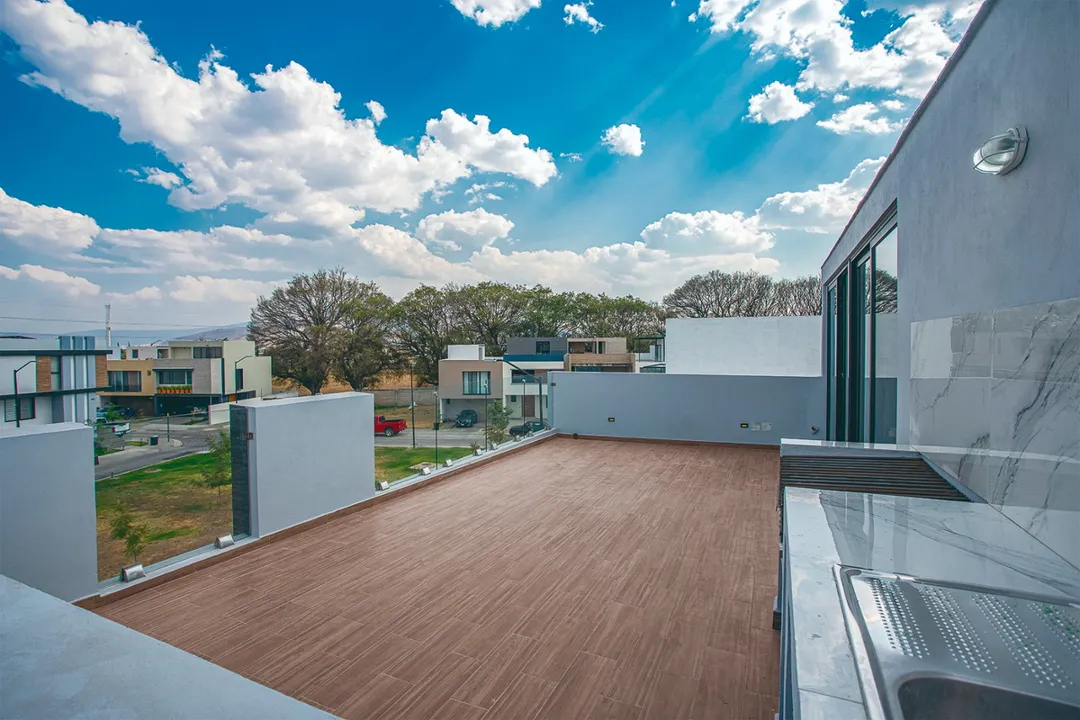 Foto 4 de Casa Residencial Nueva en Fraccionamiento PUNTO SUR ESTE