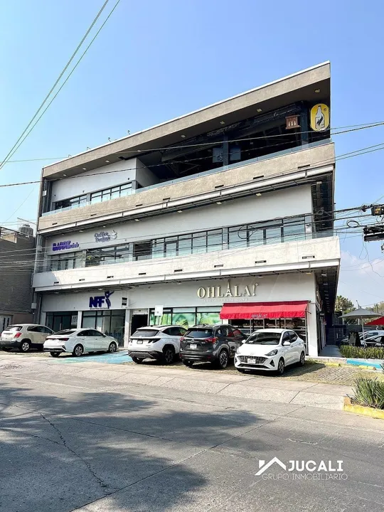 Foto 2 de Local en venta en Plaza Punto Faro, Bosques de la Victoria, Guadalajara