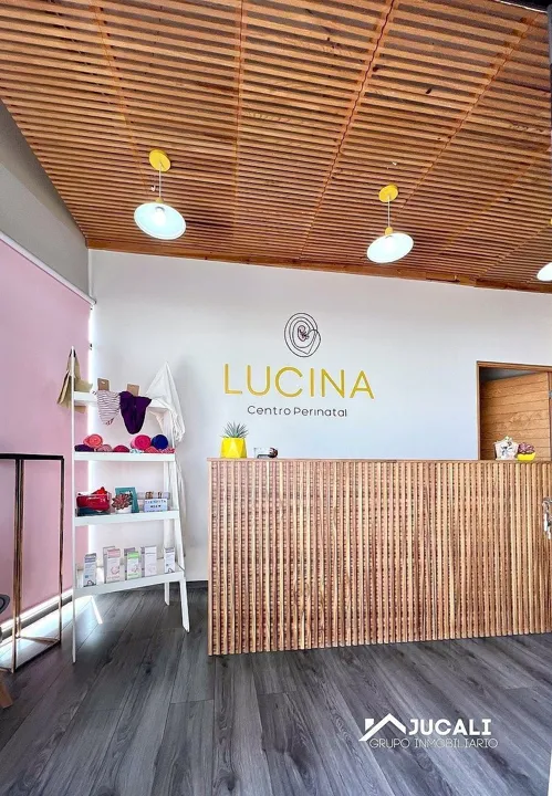 Foto 6 de Local en venta en Plaza Punto Faro, Bosques de la Victoria, Guadalajara