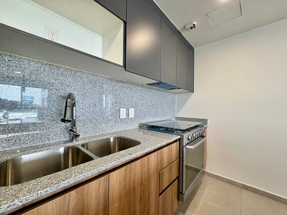 Foto 5 de Depto de 90.55m² en venta en DUO24 NEW LIVING TORRE A a 2 min. de Plaza del Sol