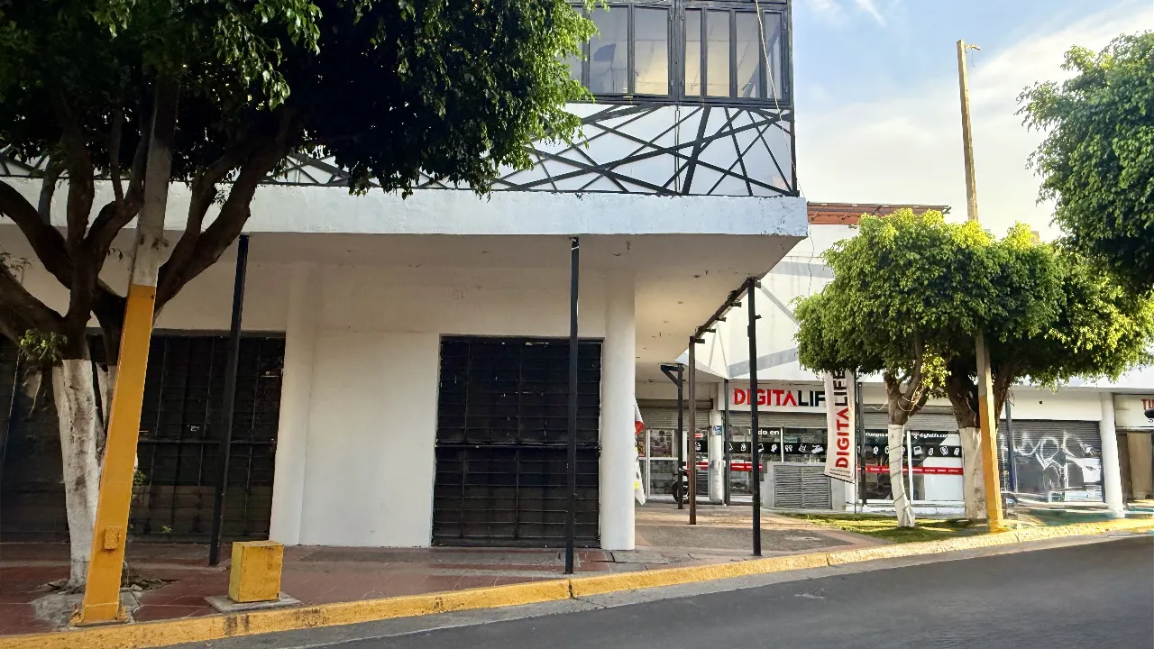 Local en Centro Comercial en renta en Avenida Niños Héroes, San Juan, San Pedro Tlaquepaque