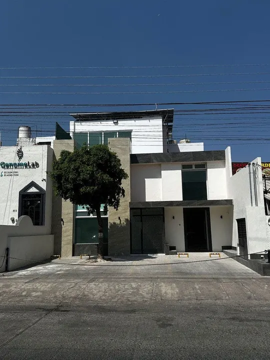 Consultorios u Oficinas Nuevas en Col Chapalita