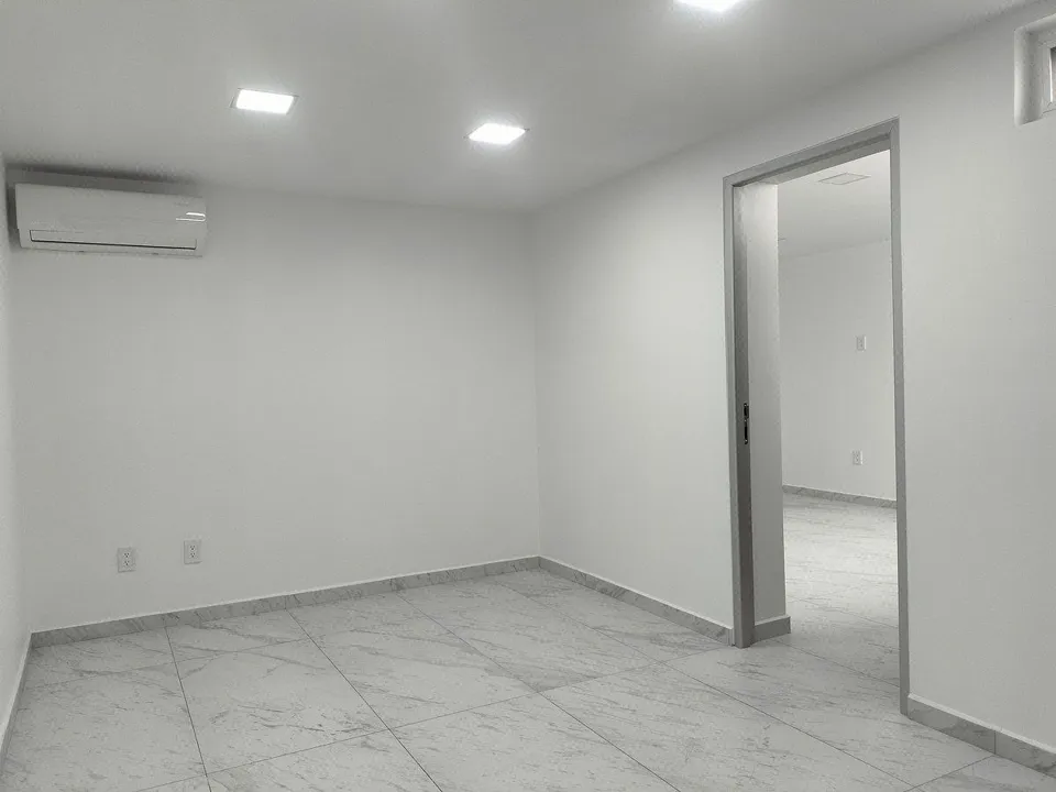 Foto 6 de Consultorios u Oficinas Nuevas en Col Chapalita