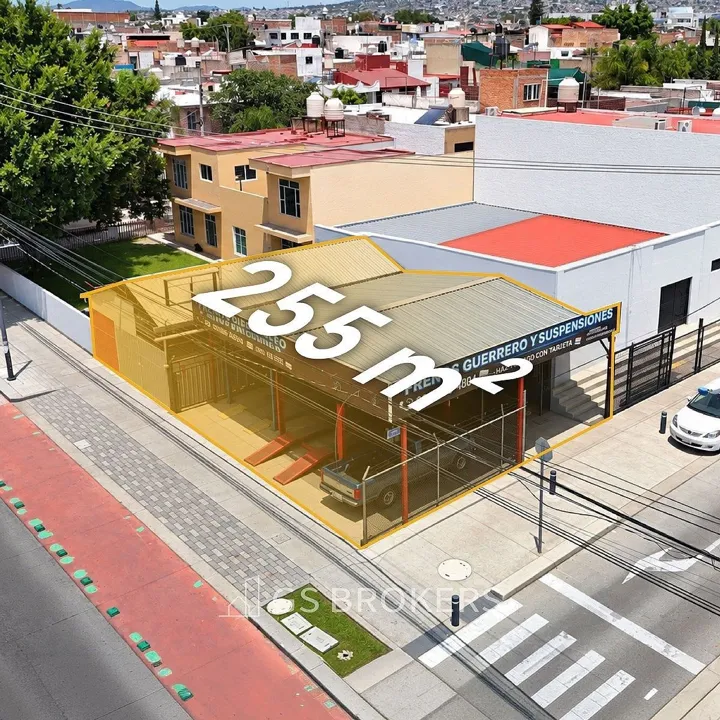 Foto 4 de LOCAL COMERCIAL EN VENTA EN LATERAL PERIFÉRICO NORTE