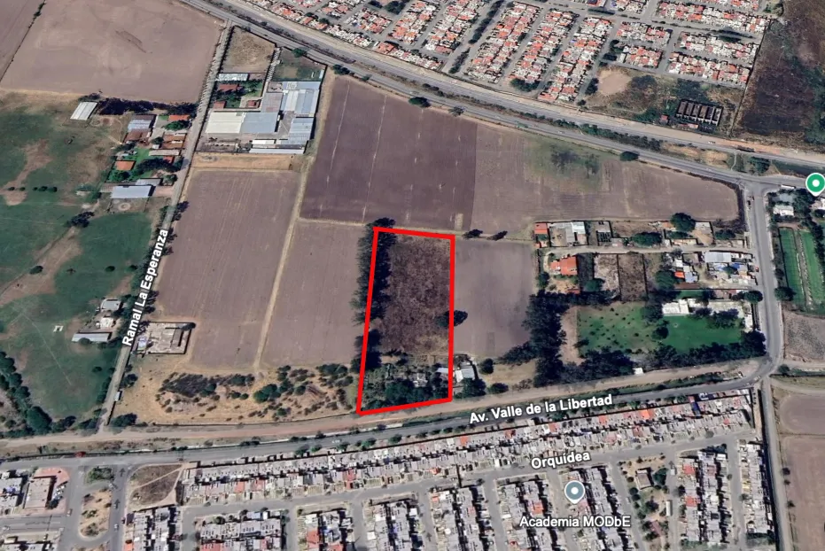 Foto 9 de Terreno Amplio para Desarrollo en Col Lomas del Sur