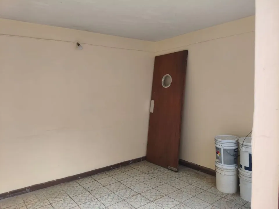 Foto 8 de Casa en venta en Calle Azucena, Jardines de la Paz, Guadalajara