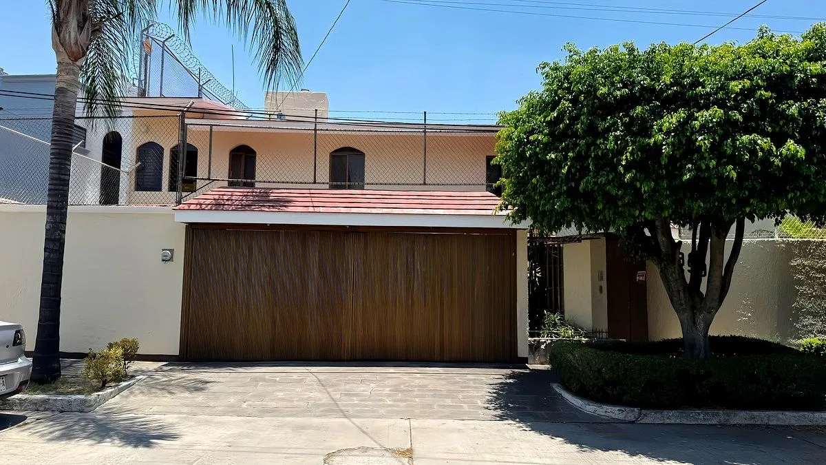 Casa en Venta en Av de la Libertad Casino Tepeyac, Zapopan
