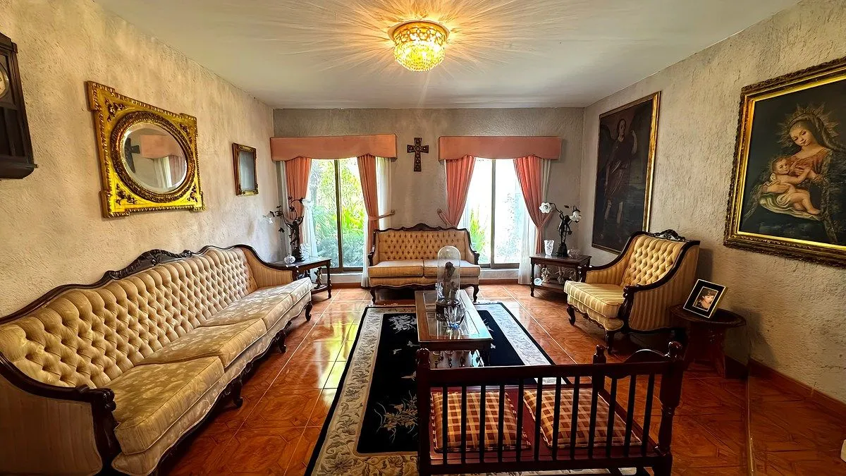 Foto 2 de Casa en Venta en Av de la Libertad Casino Tepeyac, Zapopan