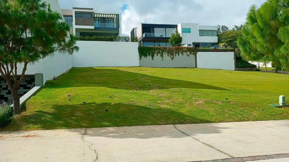 Foto 3 de Terreno en Venta El Alcazar Oriente 368 m2, oportunidad