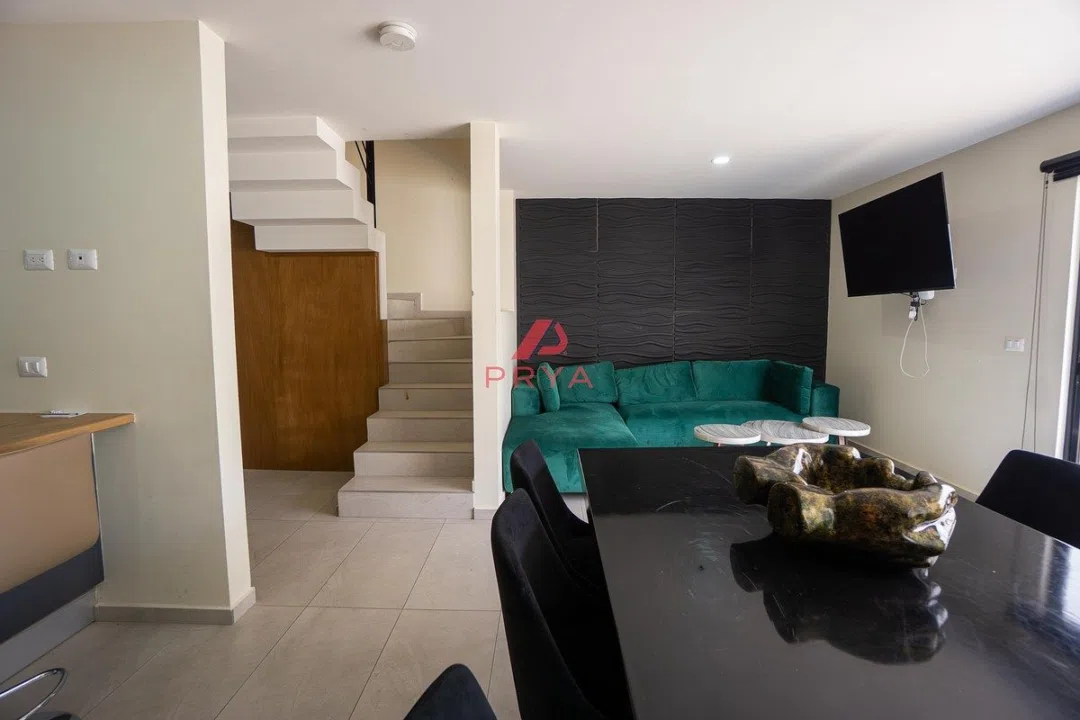 Foto 4 de Casa en Venta en Alva Residencial Zapopan | Esquina con Terreno Excedente
