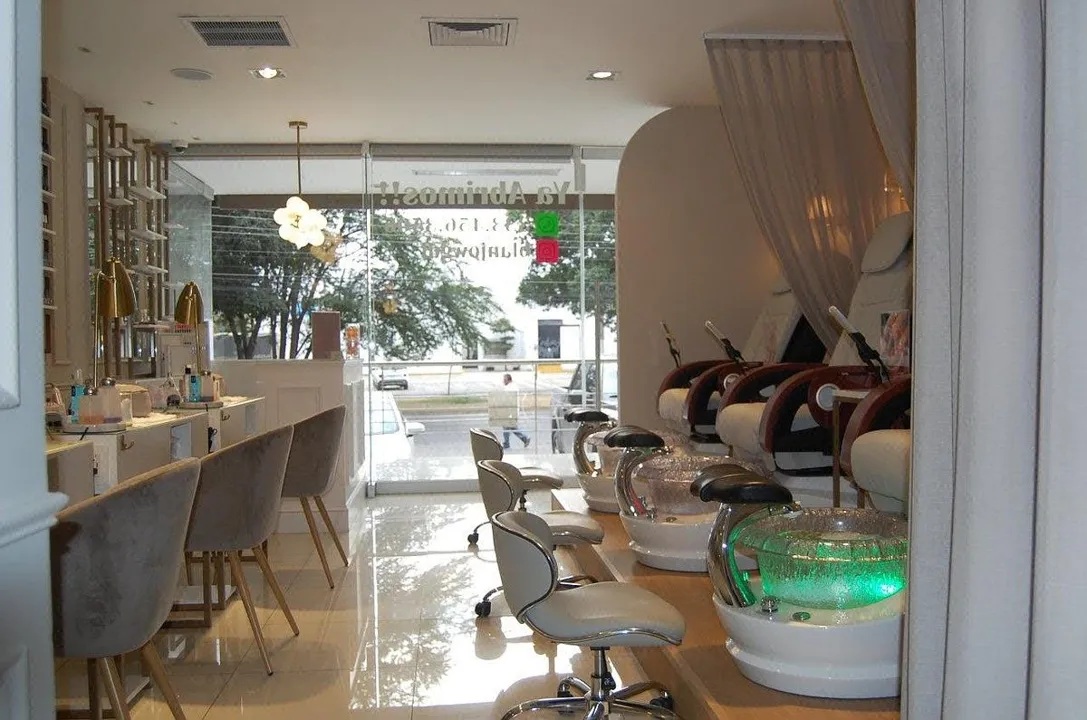 Foto 7 de Estudio de Belleza en Traspaso