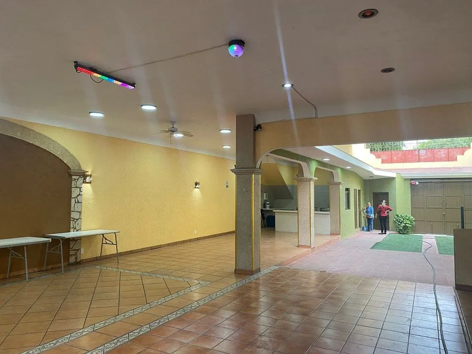Foto 5 de Terreno con salón de eventos con estacionamiento