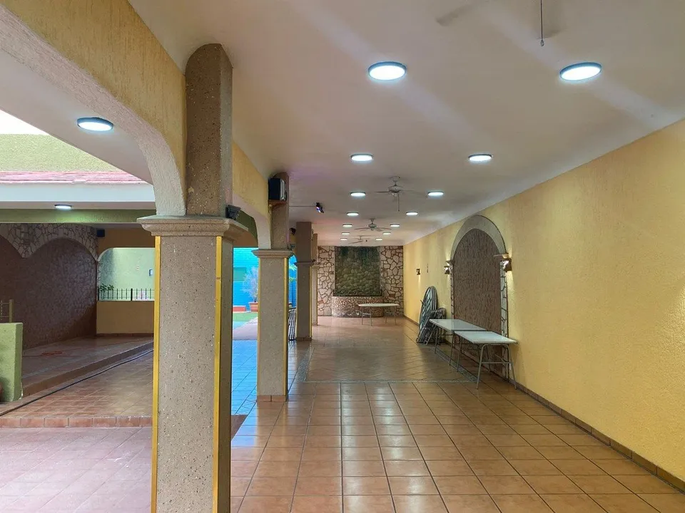 Foto 7 de Terreno con salón de eventos con estacionamiento