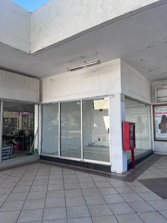 Foto 2 de Local Comercial en renta en Av. Patria, Jardines del Tepeyac, Zapopan