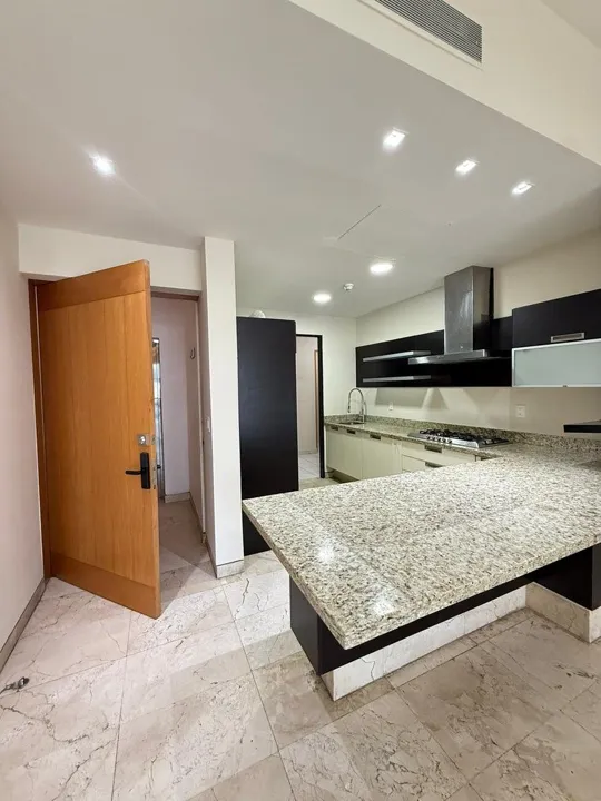 Foto 2 de DEPARTAMENTO VENTA TORRE VIDA ANDARES IDEAL PARA REMODELAR