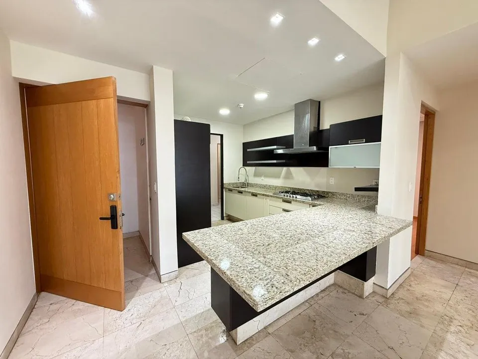 Foto 6 de DEPARTAMENTO VENTA TORRE VIDA ANDARES IDEAL PARA REMODELAR