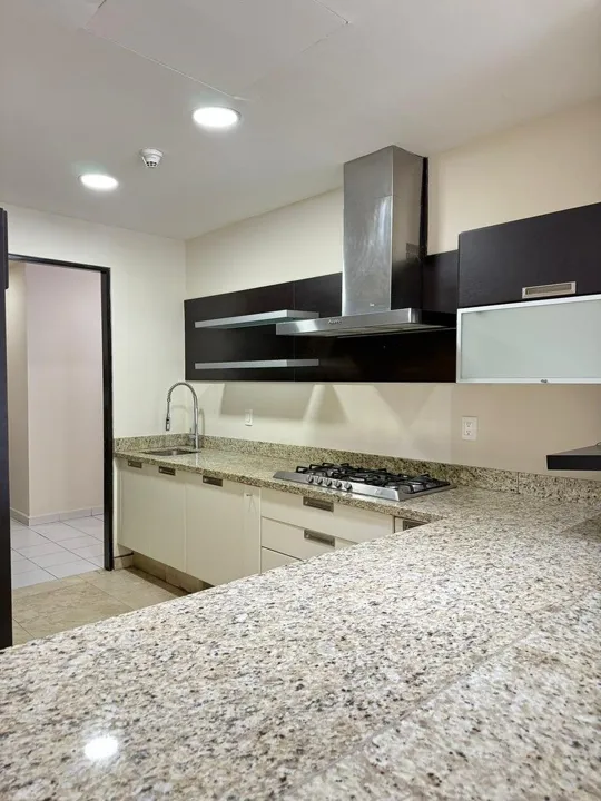Foto 7 de DEPARTAMENTO VENTA TORRE VIDA ANDARES IDEAL PARA REMODELAR
