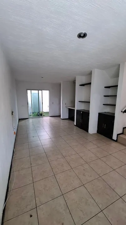 Foto 3 de Casa en Venta en Zapopan | 3 Recámaras + Estudio | 130 m² de Construcción