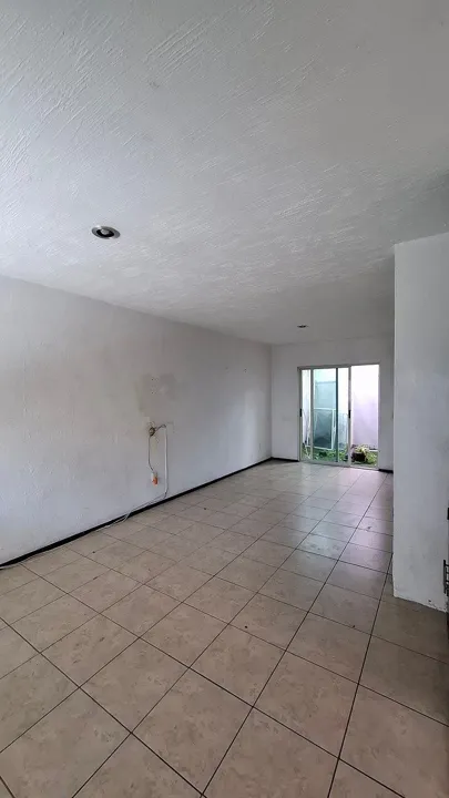 Foto 4 de Casa en Venta en Zapopan | 3 Recámaras + Estudio | 130 m² de Construcción