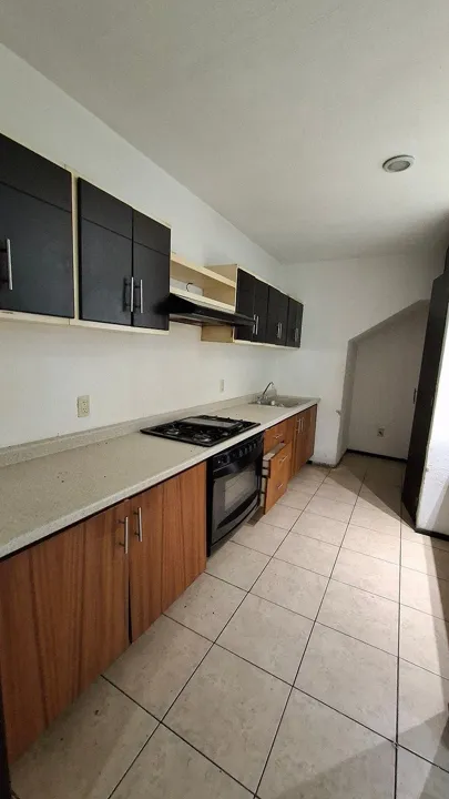Foto 5 de Casa en Venta en Zapopan | 3 Recámaras + Estudio | 130 m² de Construcción