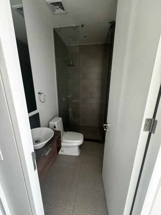 Foto 6 de Departamento en venta en Hispania en Fracc. La Rioja