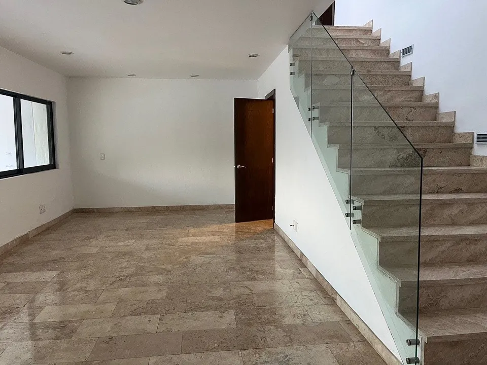 Foto 3 de Casa en Renta en Solares Amplia en Zapopan