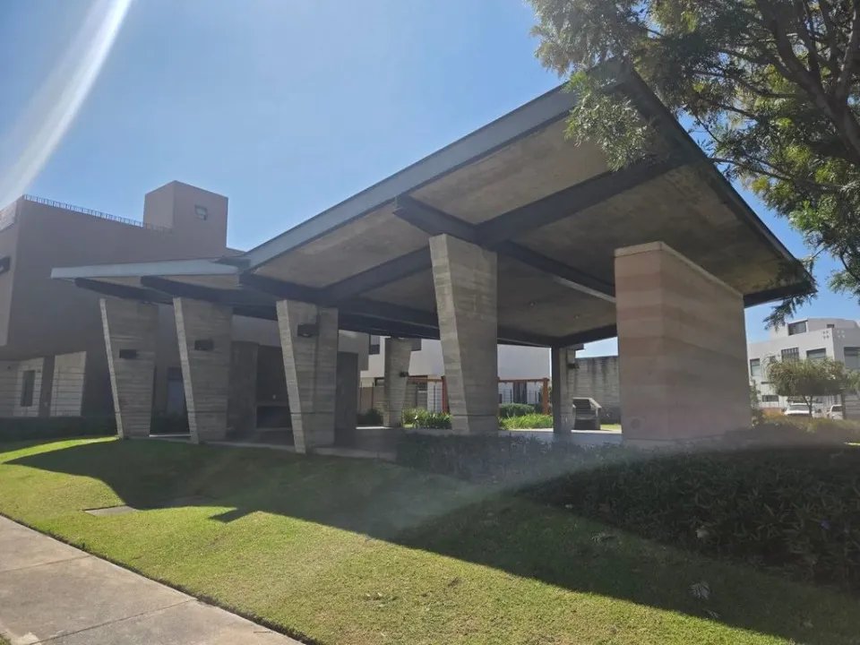 Terreno en venta en Calle Paseo del Norte, Parques Vallarta, Zapopan