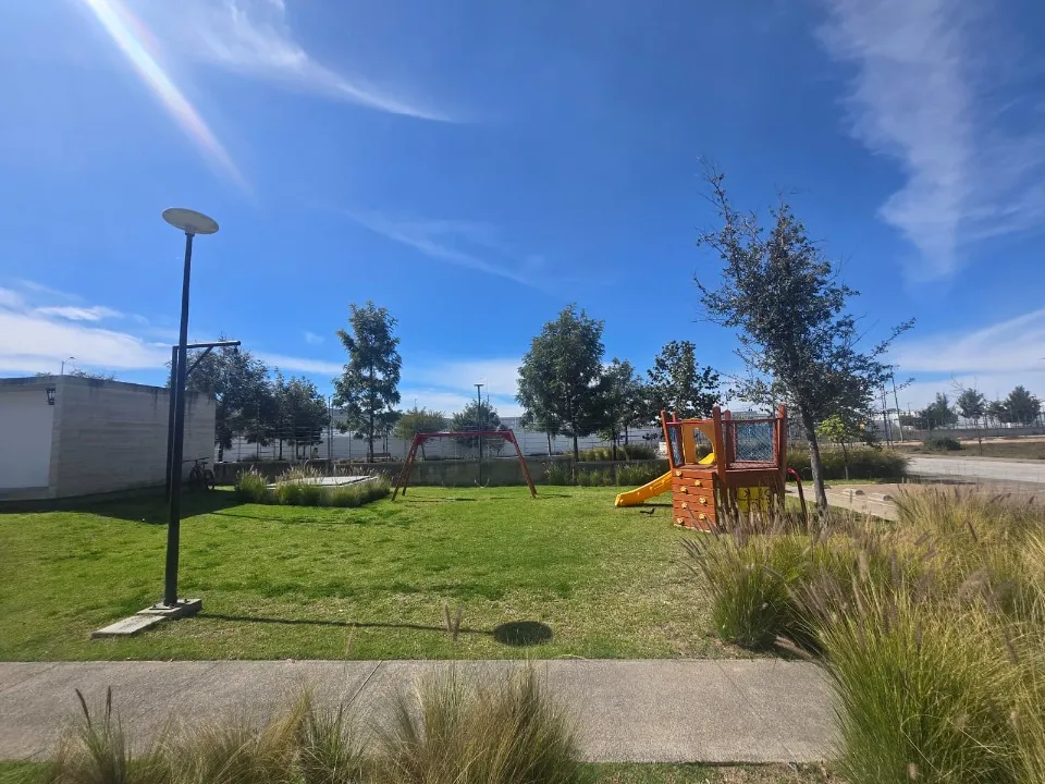 Foto 8 de Terreno en venta en Calle Paseo del Norte, Parques Vallarta, Zapopan