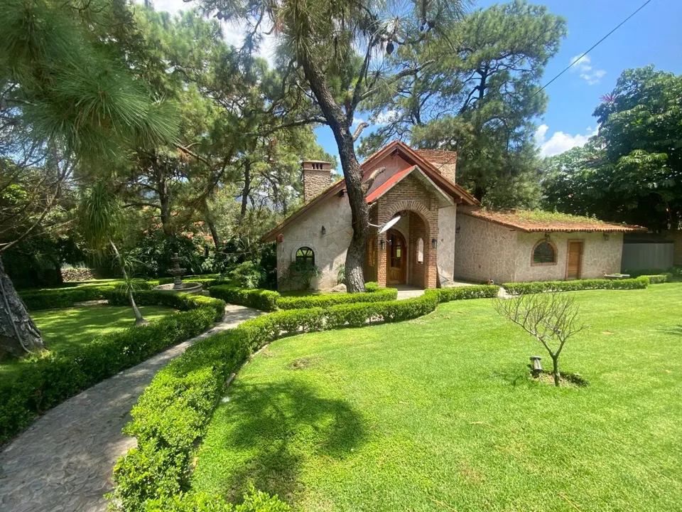 Foto 3 de CASA DE CAMPO EN VENTA EN FRACCIONAMIENTO HACIENDAS LA HERRADURA