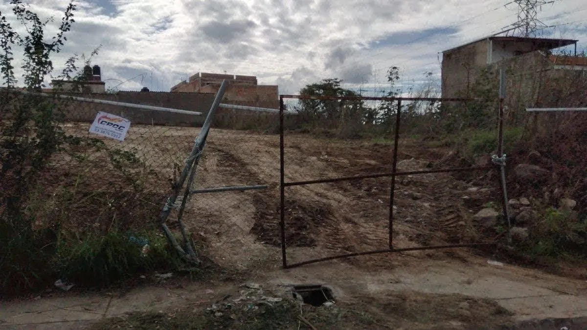 Foto 5 de TERRENO EN VENTA COL. HOGARES DE NUEVO MEXICO