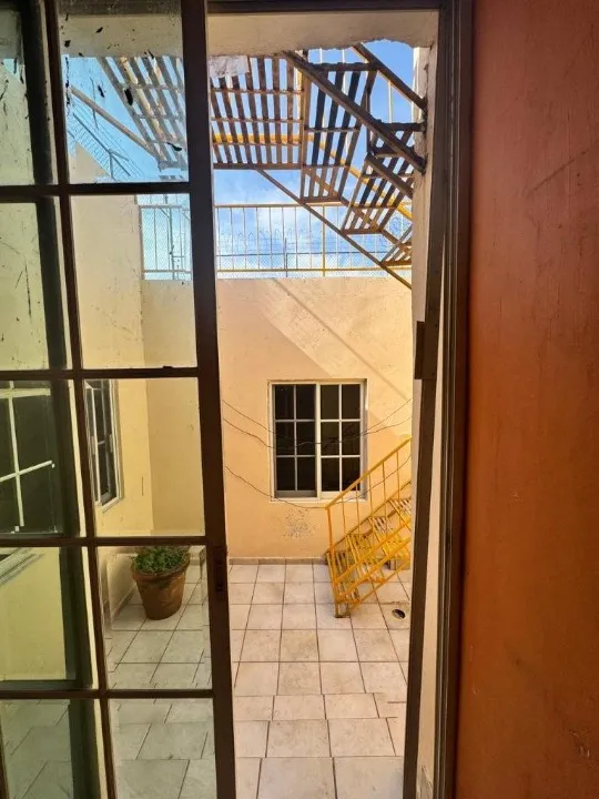 Foto 2 de Casa en venta en CALLE NUEVA GALICIA 1133, GUADALAJARA CENTRO, GUADALAJARA
