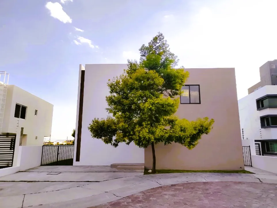 Casa en venta y renta en Blvd. Metropolitano, Cañadas Del Lago, Corregidora