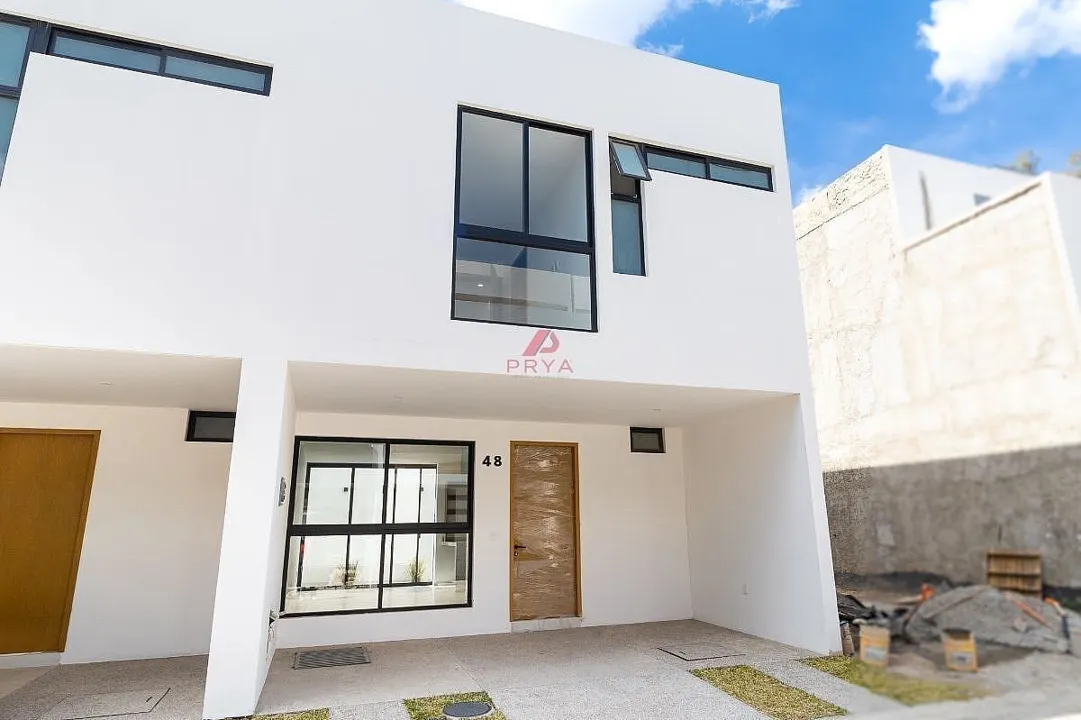 Casa en Venta en Santa Ana Tepetitlán, Zapopan Jalisco.