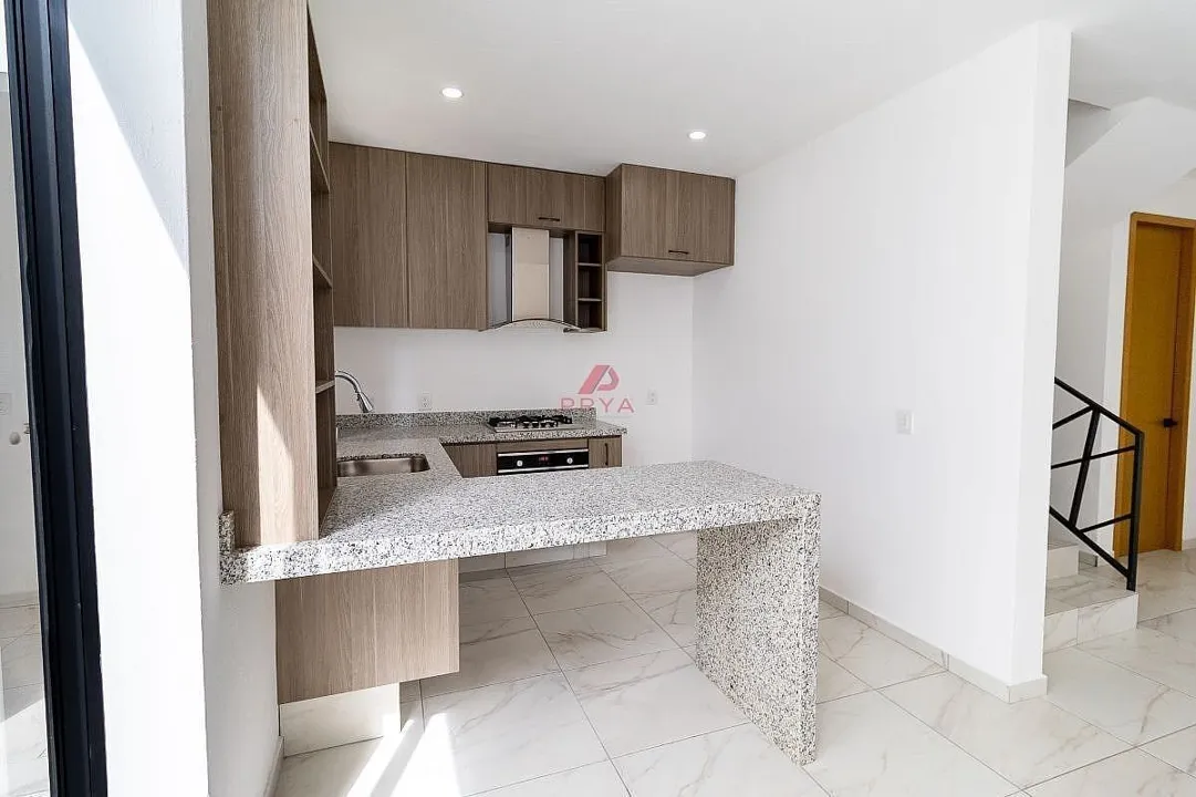 Foto 5 de Casa en Venta en Santa Ana Tepetitlán, Zapopan Jalisco.