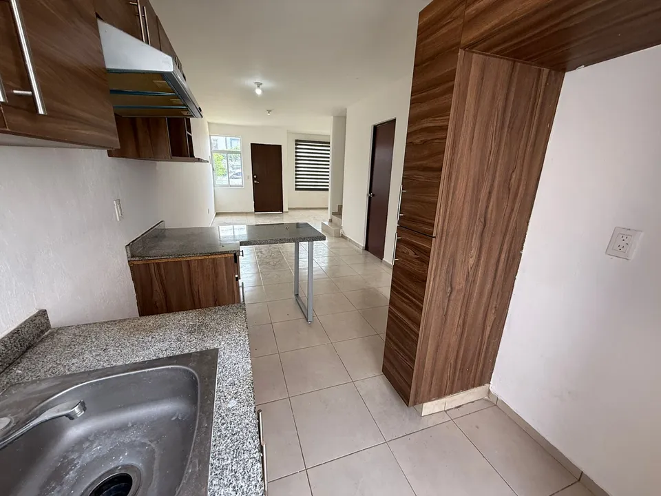 Foto 3 de Casa 3 recámaras + 3 baños en Puerta del Llano | 2 autos