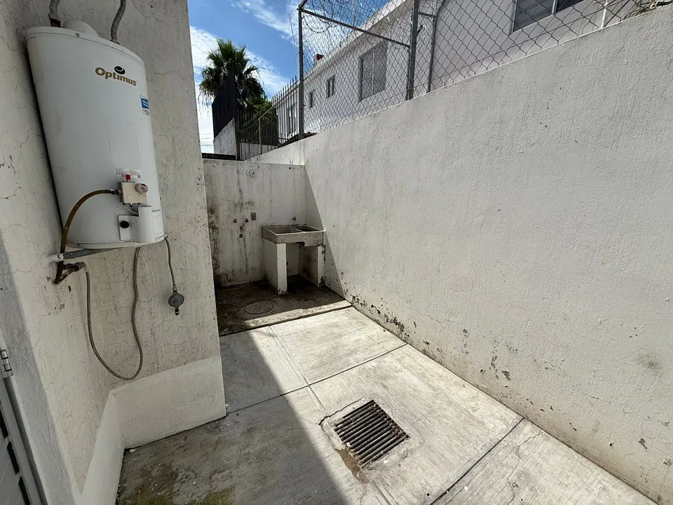 Foto 5 de Casa 3 recámaras + 3 baños en Puerta del Llano | 2 autos