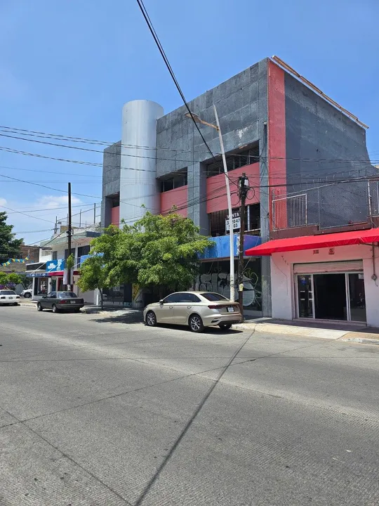 Foto 4 de “Edificio Comercial en Av. Chamizal – 1,914 m² | Venta o Renta”