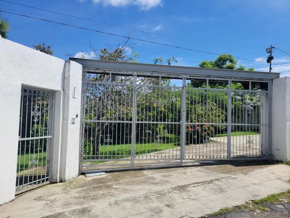 Foto 4 de Casa en renta en Callejon De Los Pinos, La Venta Del Astillero, Zapopan