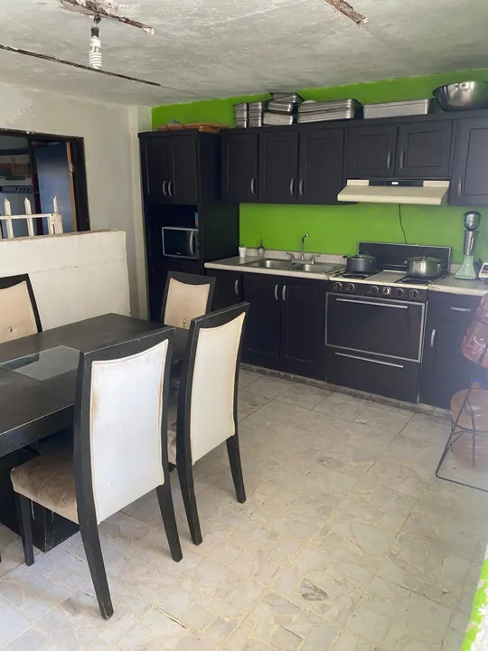 Foto 5 de Casa en venta en Santa Elena Alcalde con cochera doble. Excelente ubicación!