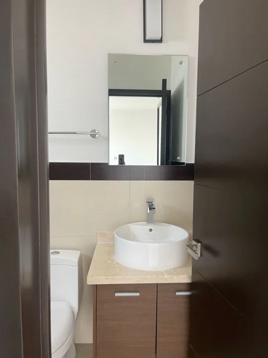 Foto 7 de Casa en venta en Fracc Real del Carmen 2
