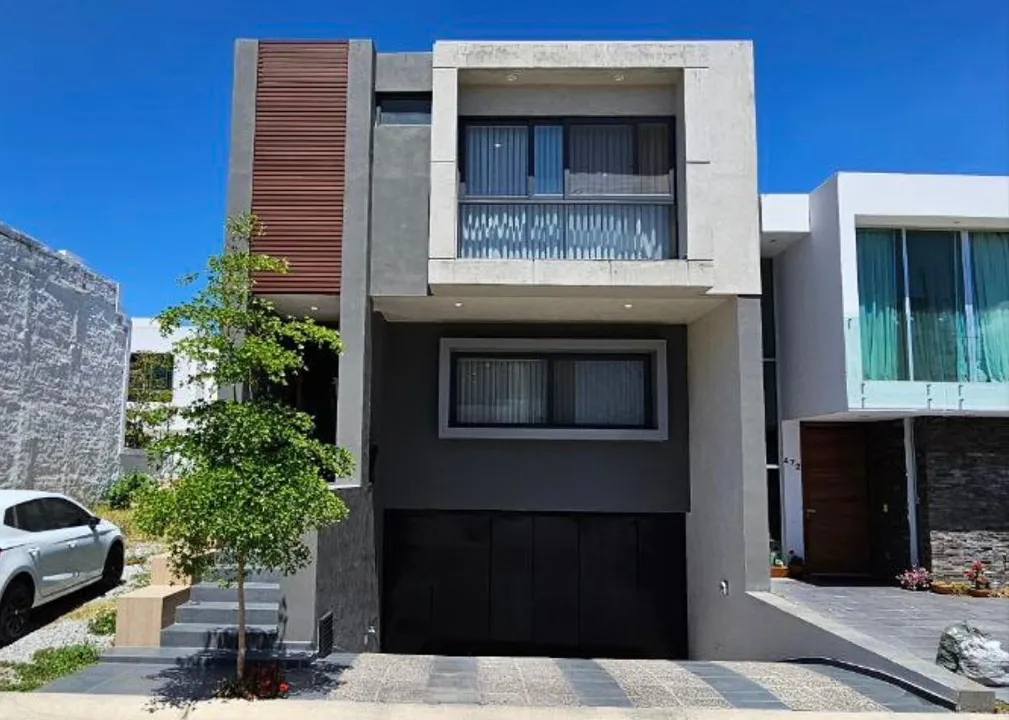 CASA en VENTA CASA FUERTE, COTO BALUARTE