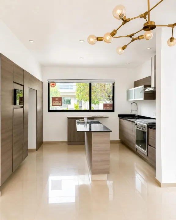 Foto 8 de Casa en venta en JARDINES DE LIMOGES, VALLE IMPERIAL, ZAPOPAN