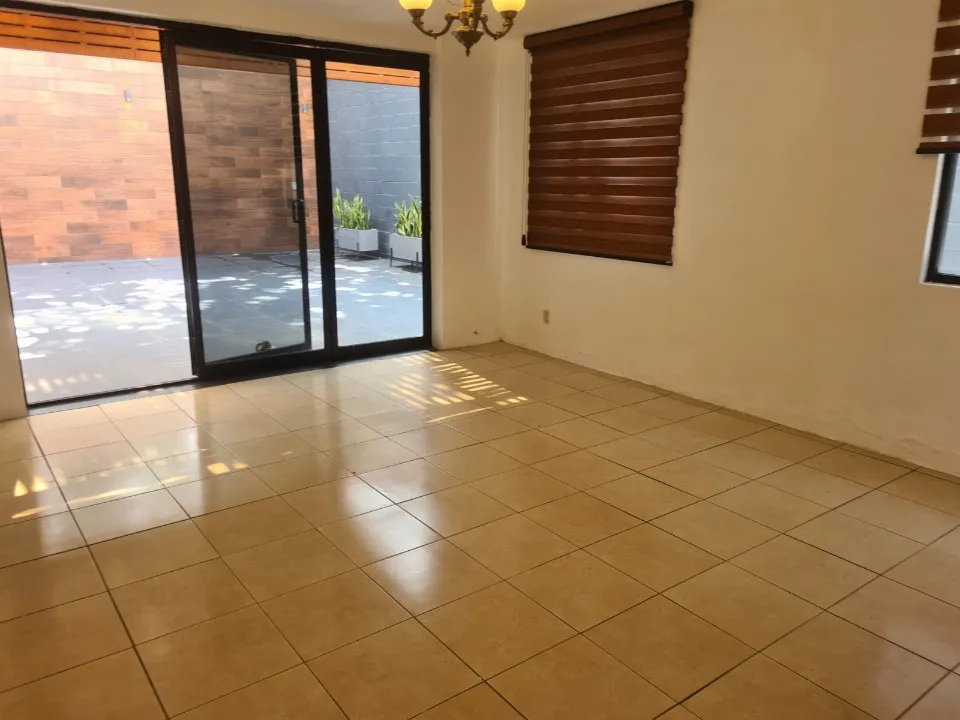 Foto 5 de Casa en venta en Circuito del Lince Norte, Ciudad Bugambilias, Zapopan