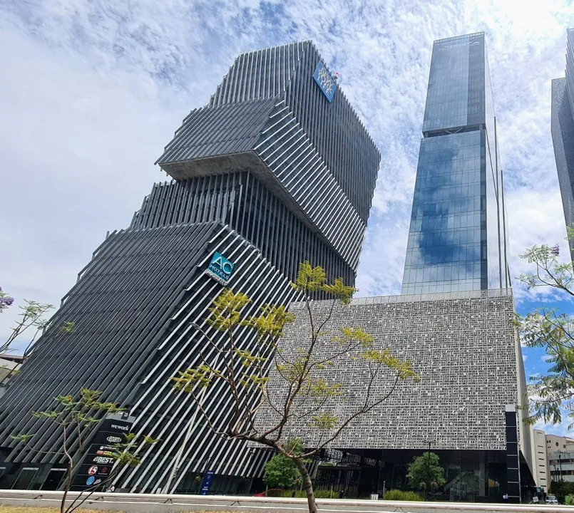 Foto 3 de Espectaculares Oficinas en Renta Complejo Américas MIL500, desde 540m2 obra gris