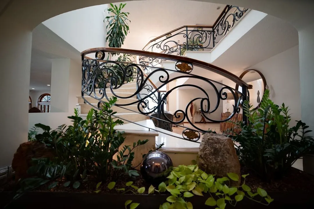 Foto 9 de Residencia Contemporánea Súper Amplia en Valle Real