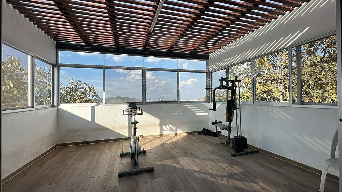Foto 3 de Casa en venta en bugambilias dentro de coto
